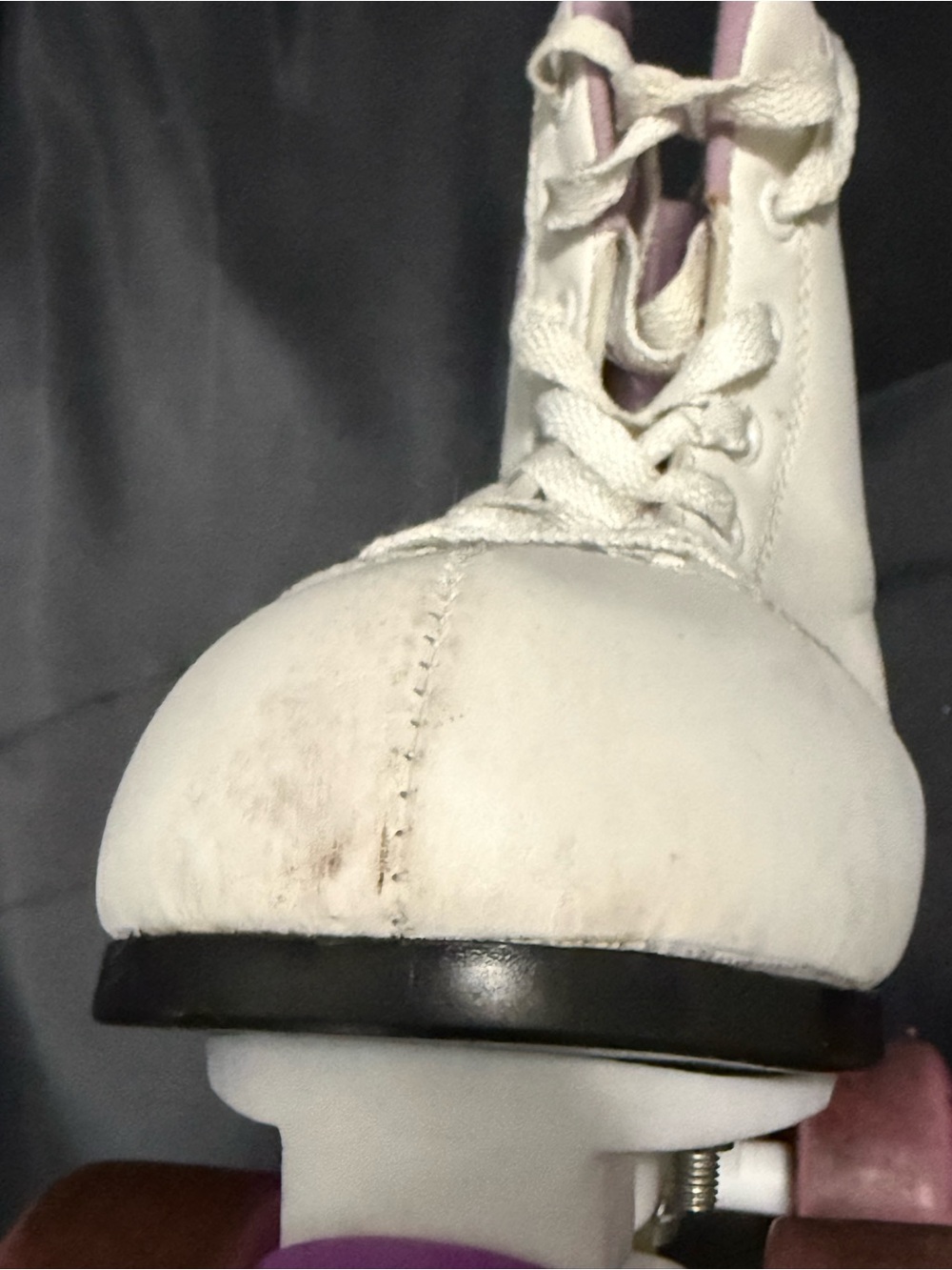 Roller Derby Roller Star 600 White and Purple Roller Skates - Picture 10 of 11